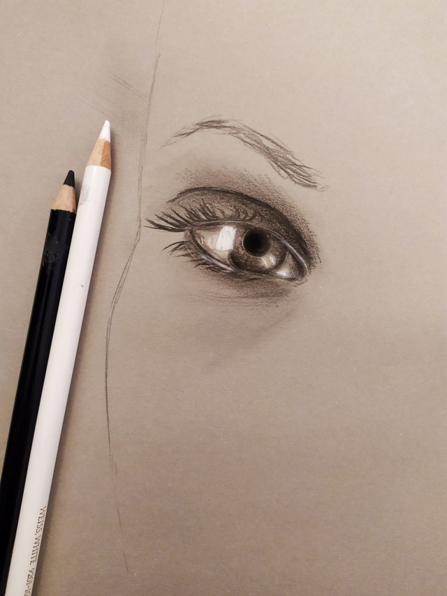 Woman eye sketch (3).jpg