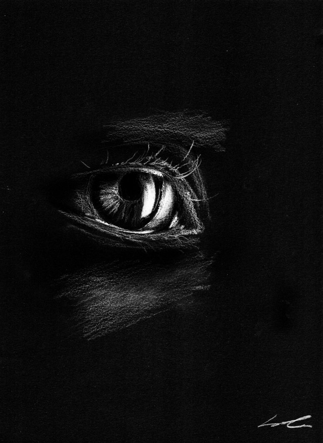 eye-sketch-on-black-paper-3.jpg