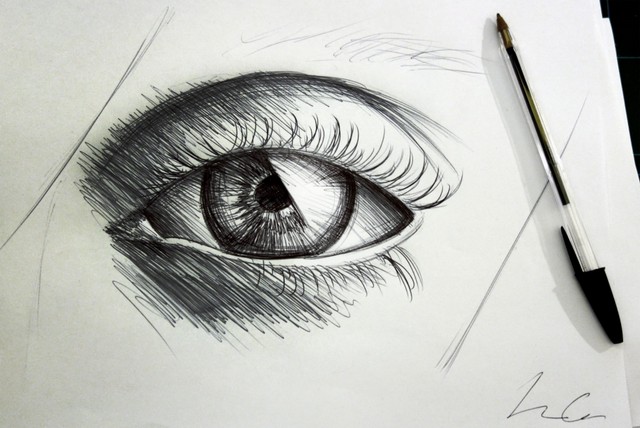 pencil-sketch-of-a-woman-eye.jpg